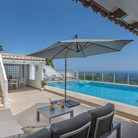 Vista Ibiza By Abahana Villa *